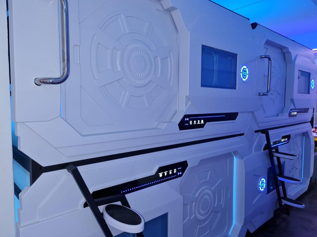 Galaxy Pods Capsule Hotel Boat Quay Singapura Luaran gambar