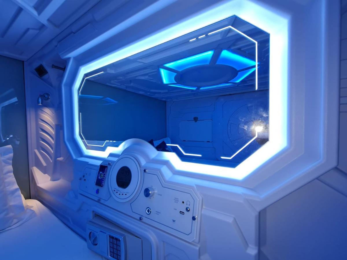 Galaxy Pods Capsule Hotel Boat Quay Singapura Luaran gambar