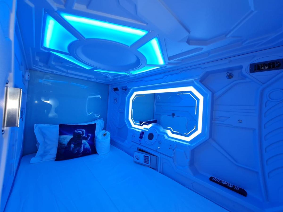 Galaxy Pods Capsule Hotel Boat Quay Singapura Luaran gambar