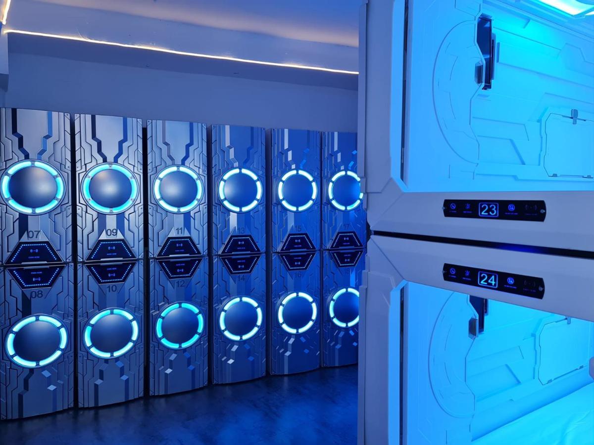 Galaxy Pods Capsule Hotel Boat Quay Singapura Luaran gambar